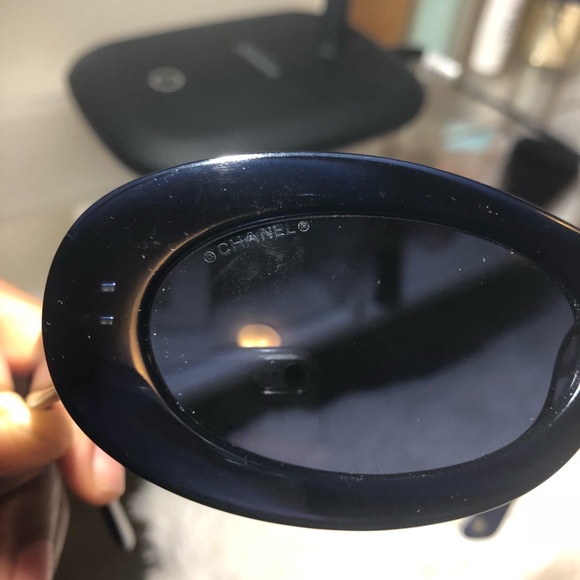 CHANEL Cat Eye Blue Sunglasses with case - Picture 7 of 8